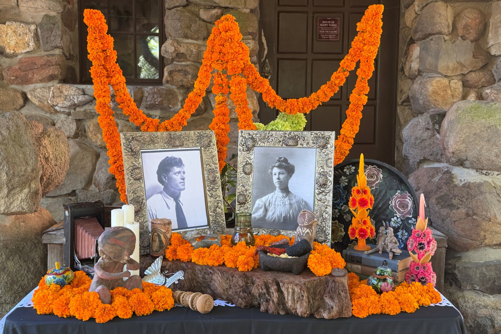 Dia de Muertos: Ofrendas for the London Legacy