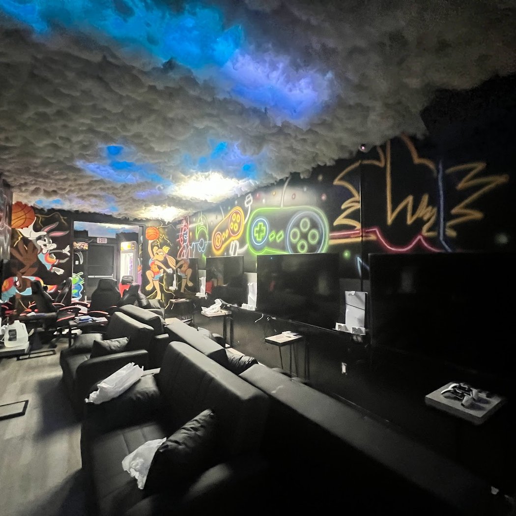 Gaming Cafe 2