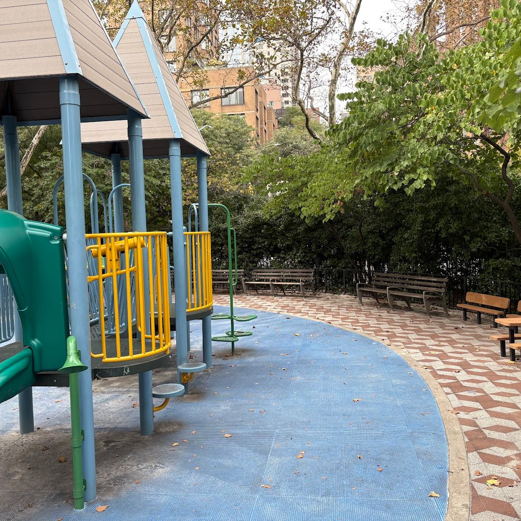 DeKovats Playground 3