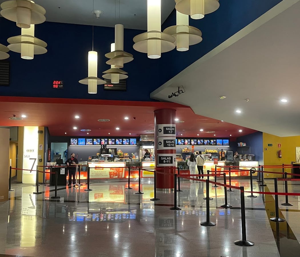 Cine Yelmo Vialia Málaga 2