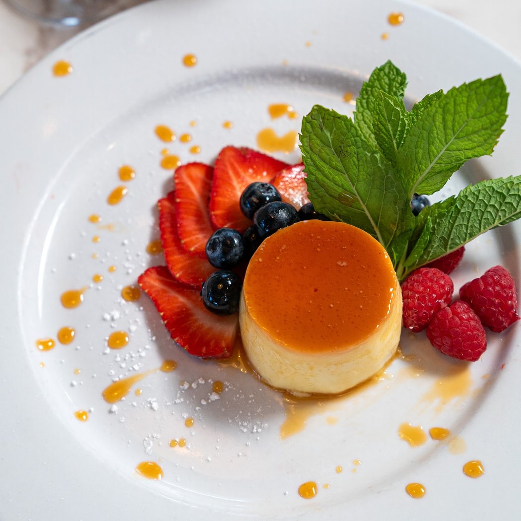 Nonni's Bistro 1