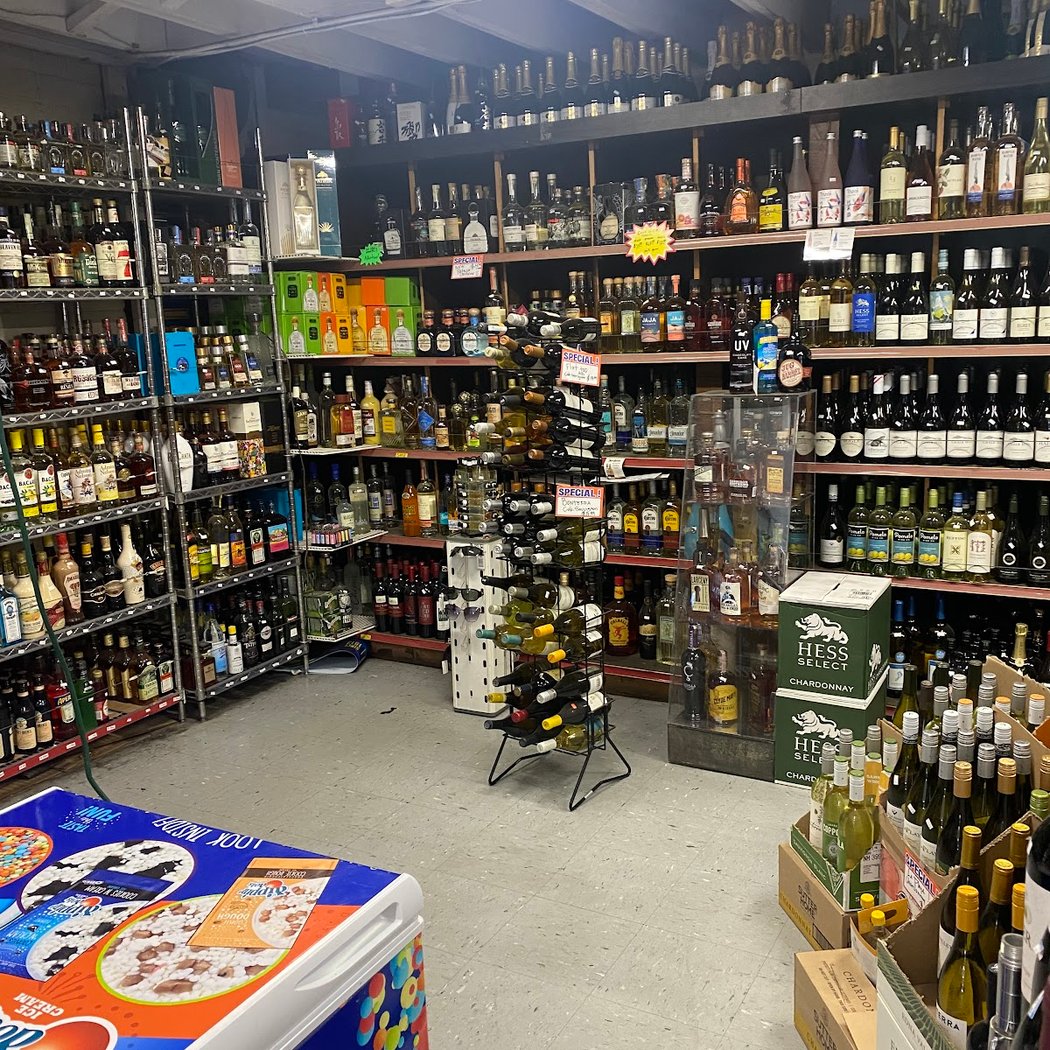 Colonial Liquors of San Rafael 3