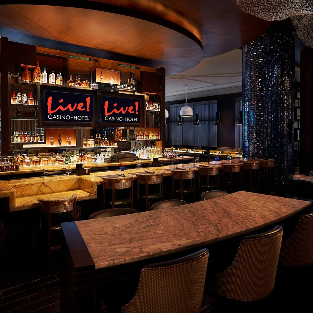 Lobby Bar at David's 1