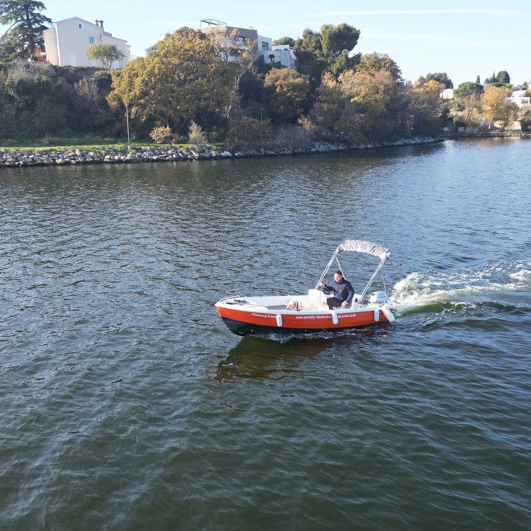 Base nautique de L’Olivier - Location de bateaux sans permis électriques / Canoë / Kayak / Pédalo / Karting 3