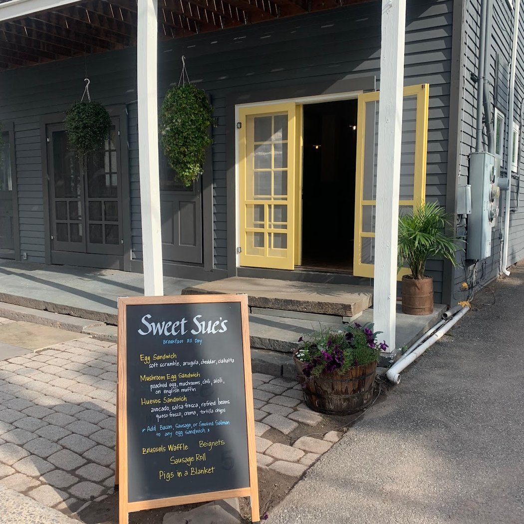 Sweet Sue's Phoenicia 2