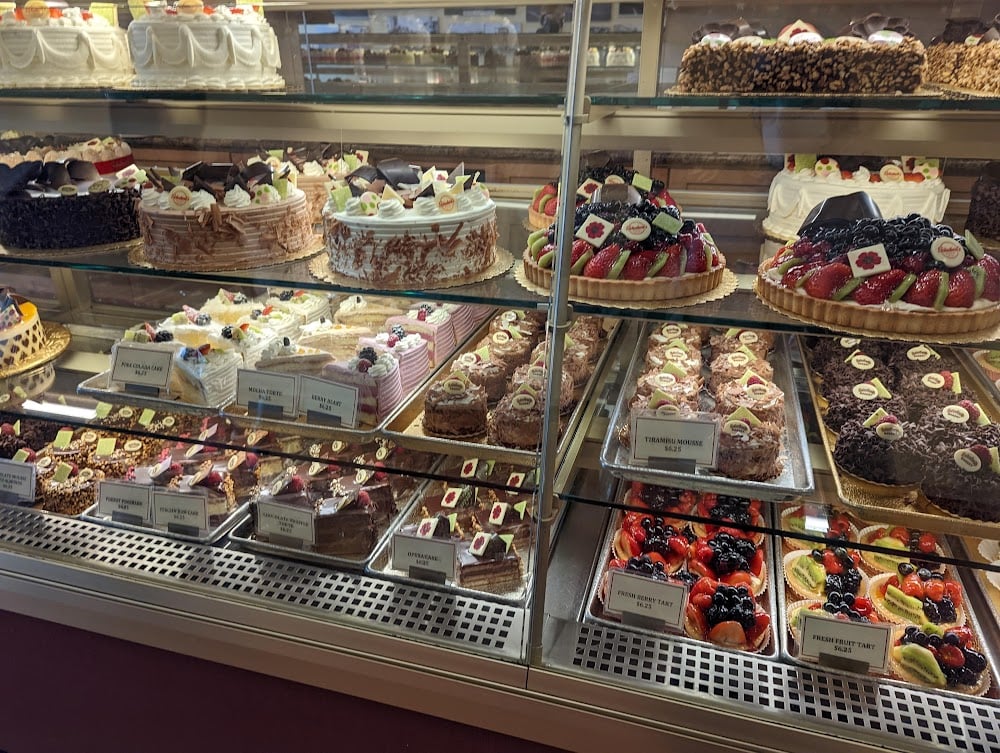 Schubert's Bakery 3