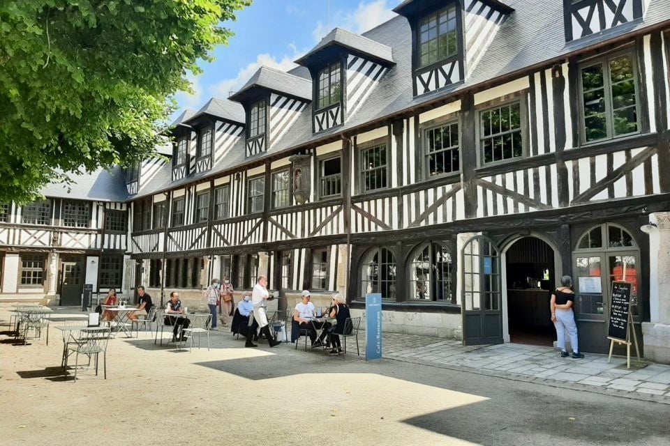 CAFÉ HAMLET 3