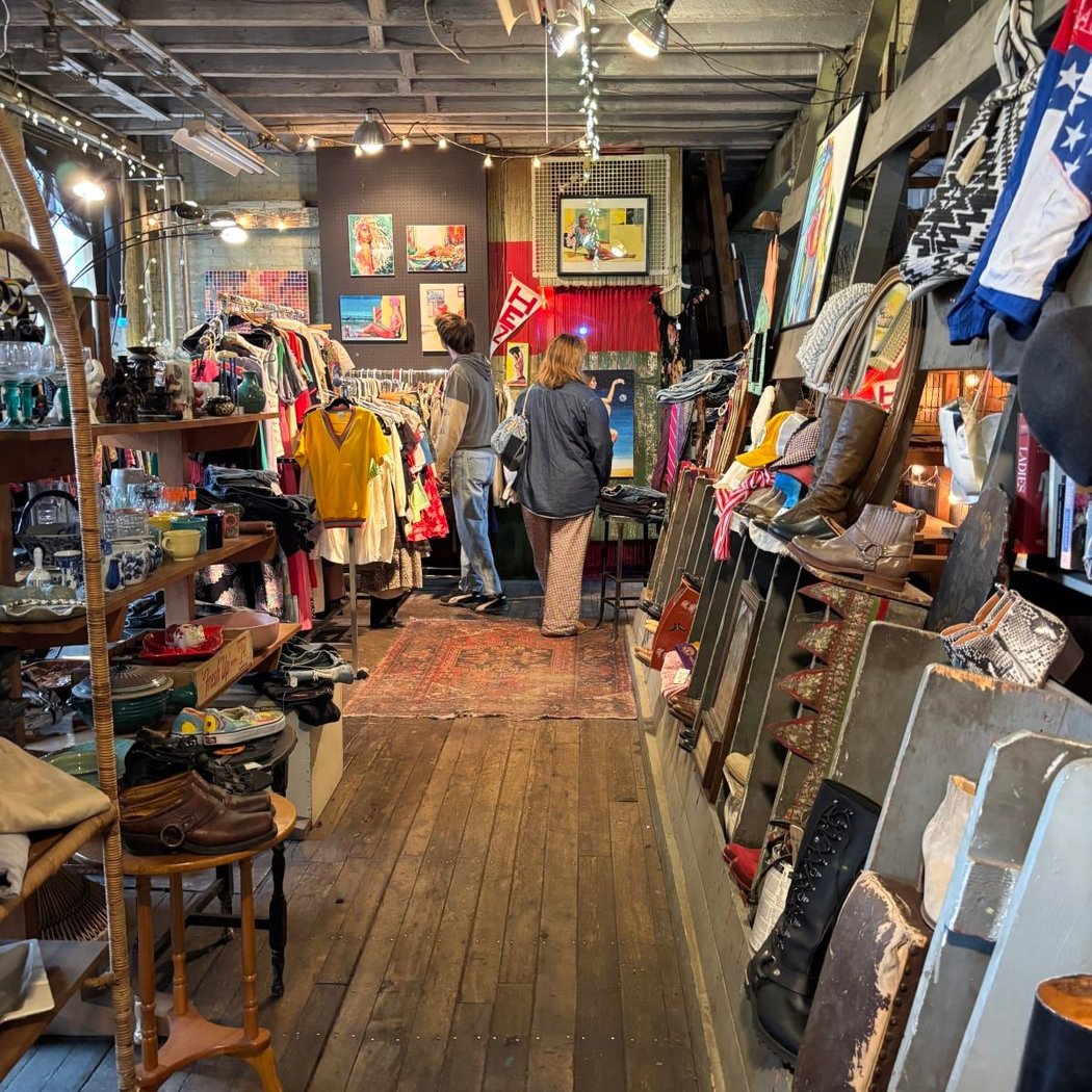 Lynn Vintage Warehouse 1