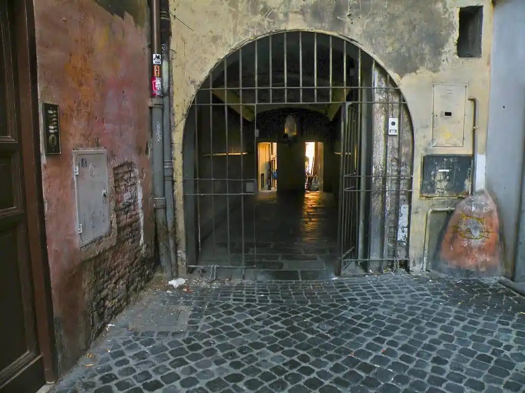 Passetto del Biscione 3