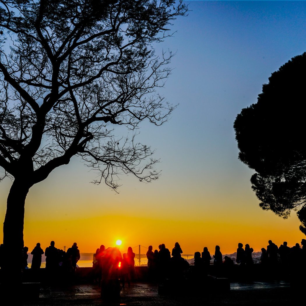 Pôr do Sol no Castelo: YNES 3