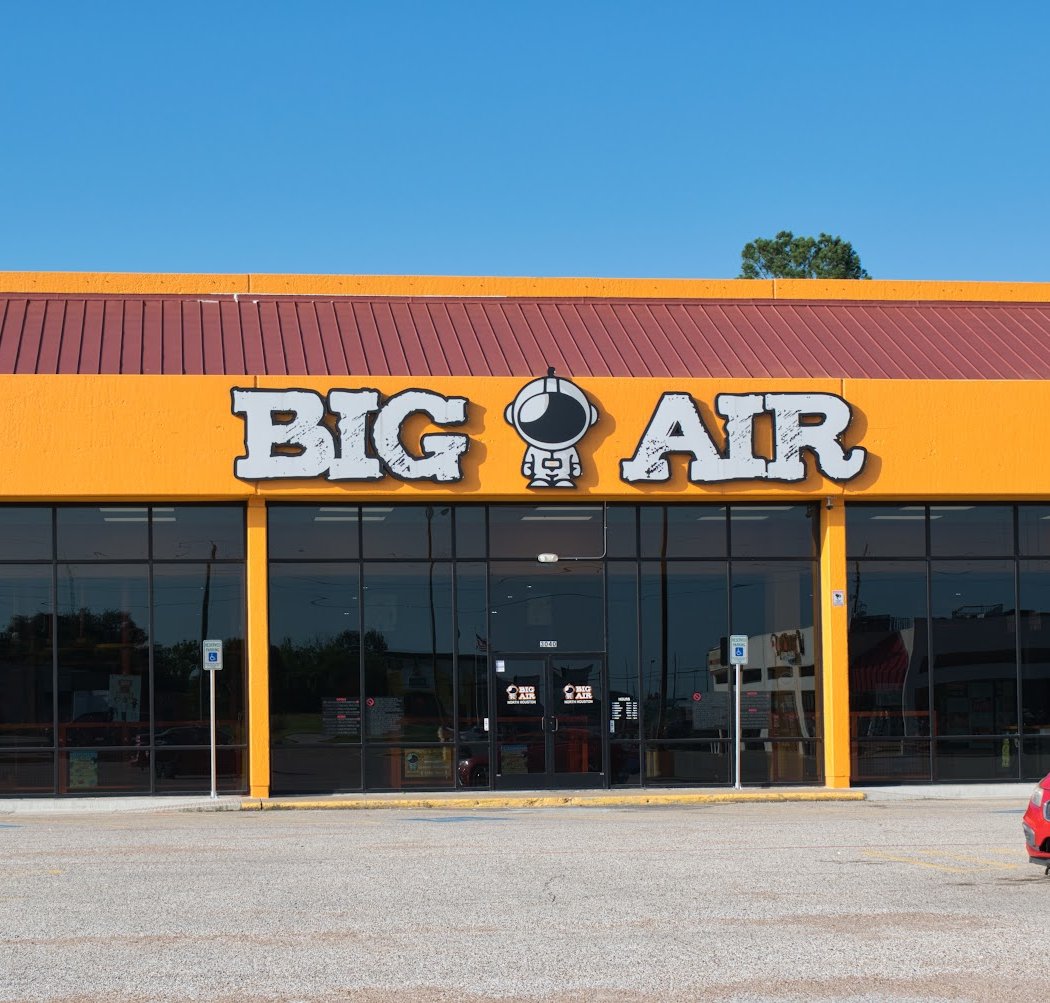 Big Air Trampoline & Adventure Park 3