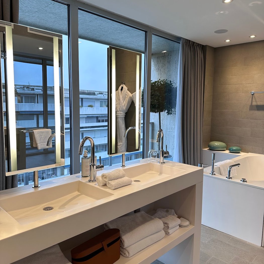 Pullman Paris Tour Eiffel 3