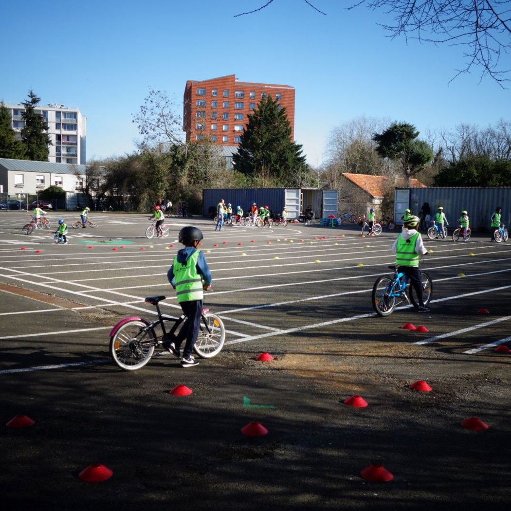 Vélo-école d'Orangis (association ProVélo sud IdF) 1