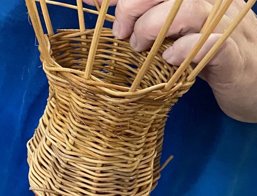 Intergenerational Nordic Handcraft Workshop: Willow Knots, Toys, and Baskets with Jake Fee