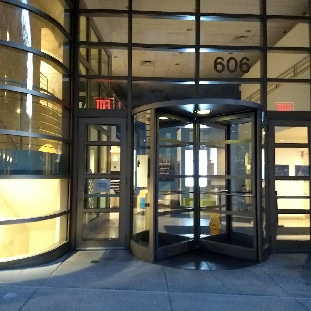 The Kraft Center for Jewish Student Life 3
