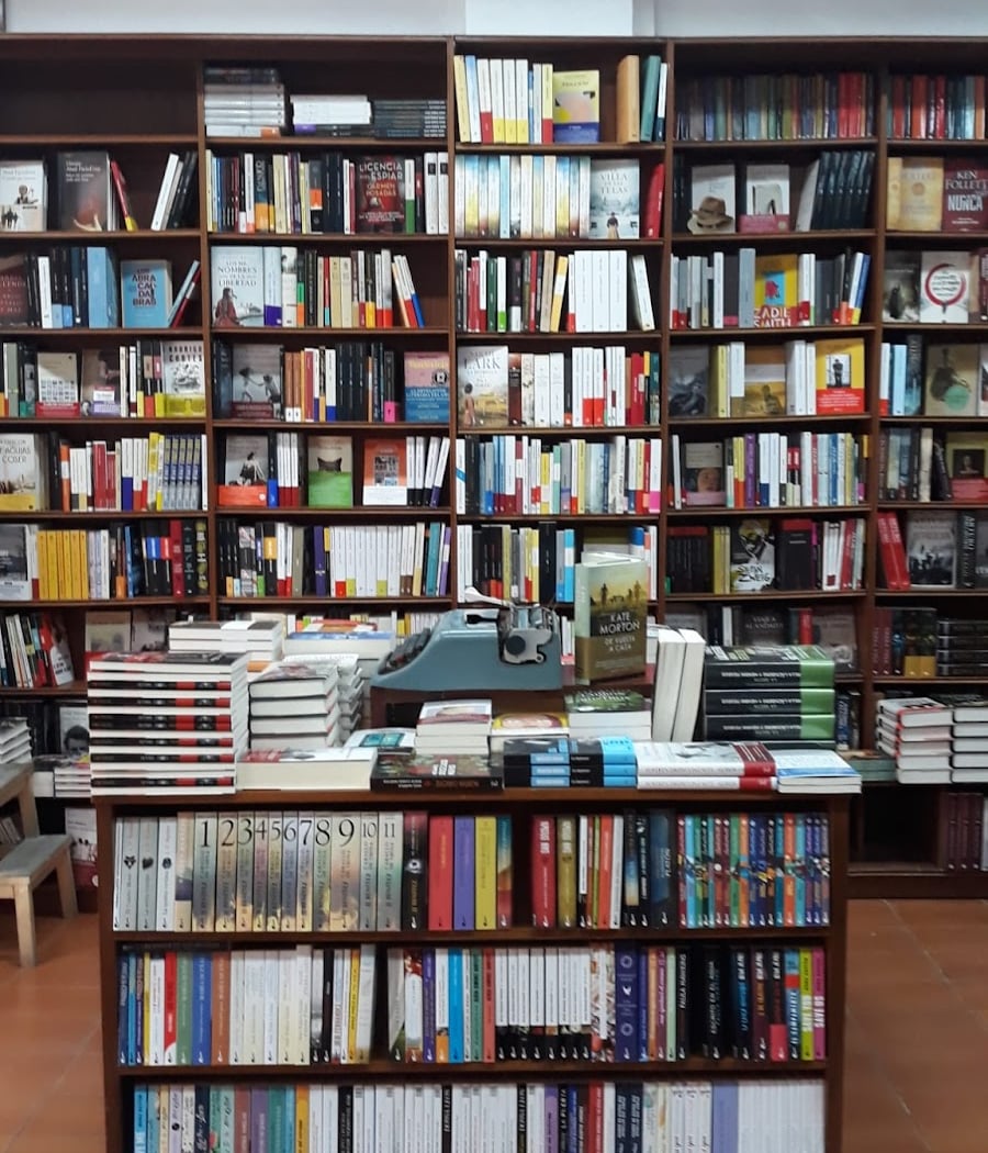 Librería Botica de Lectores Santa CATALINA 1