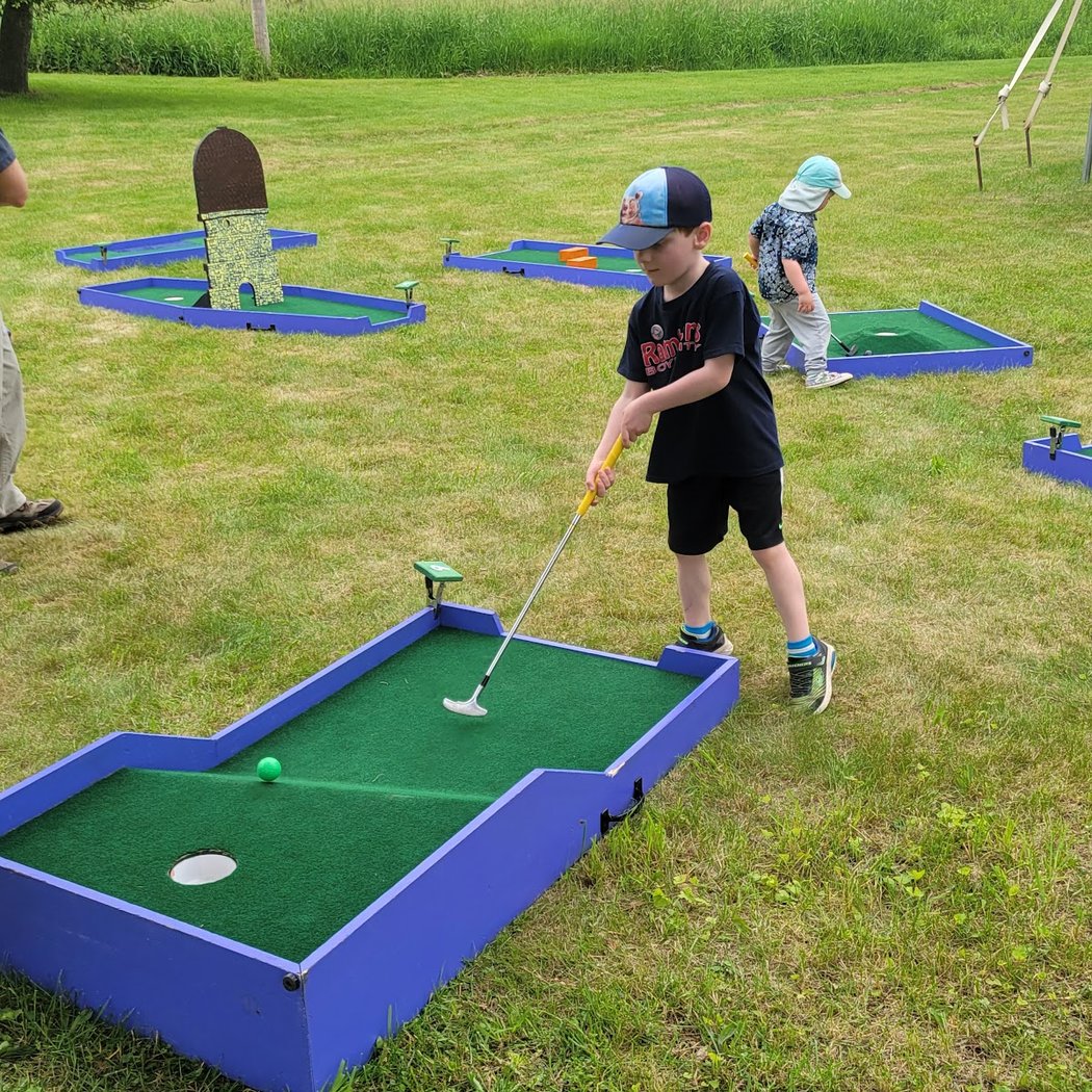 Putt-R-Round Mini Golf & Putt Arcade 3