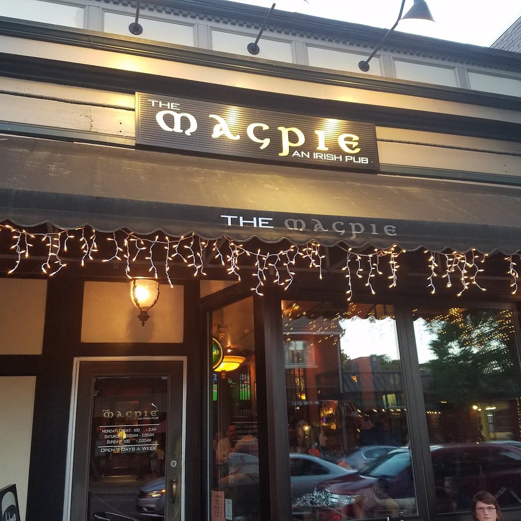 Magpie Irish Pub 2