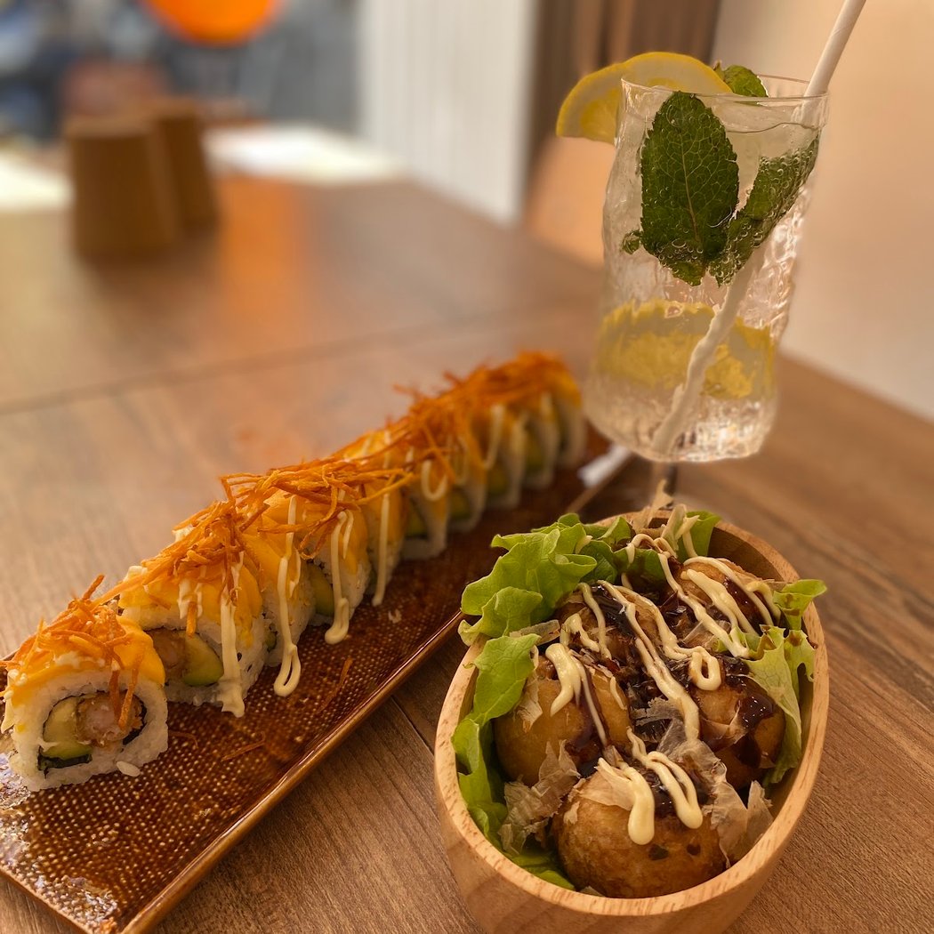 Hot Roll Sushi 3