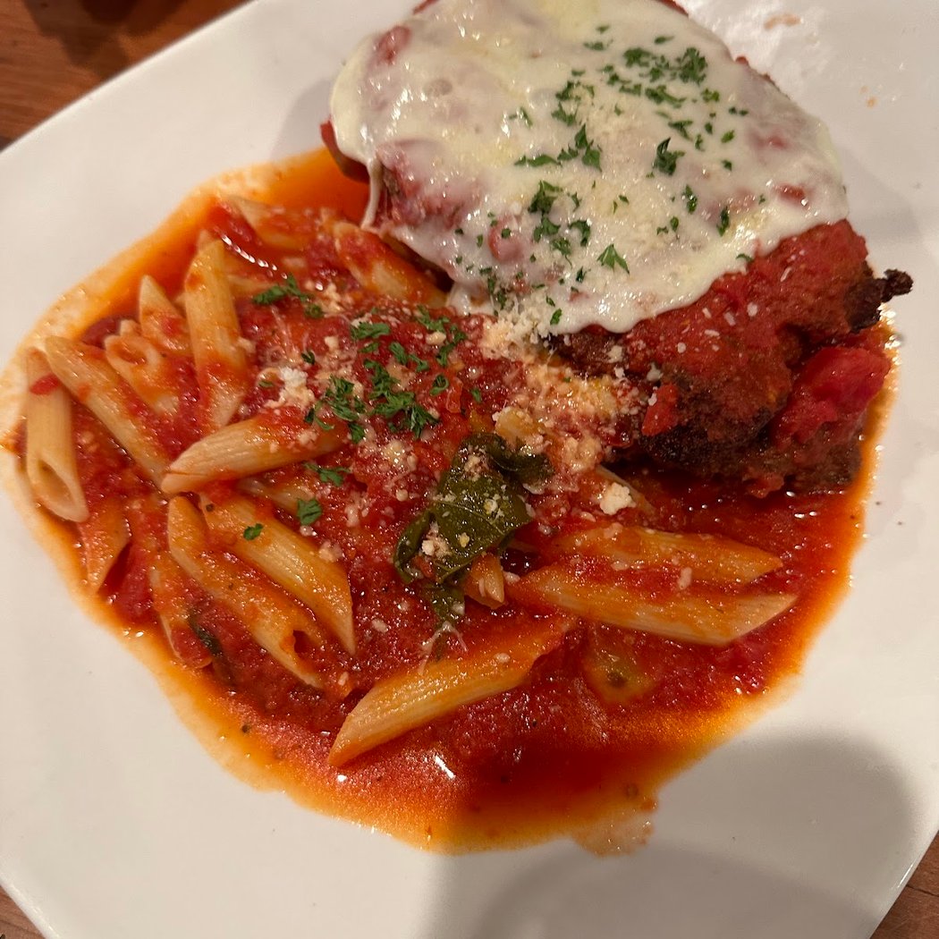 DeVino's Pizza & Pasta 3