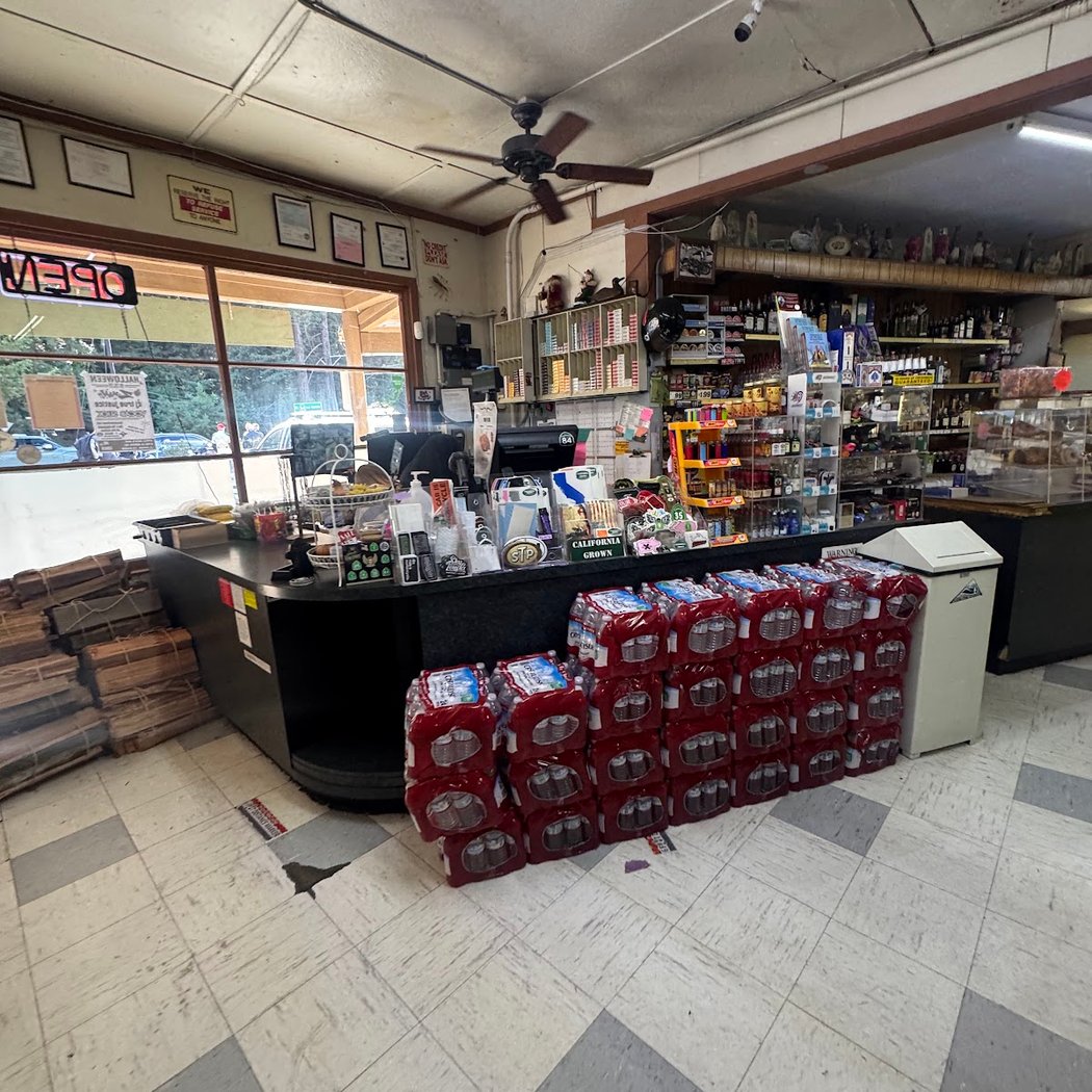Skywood Trading Post & Deli 3