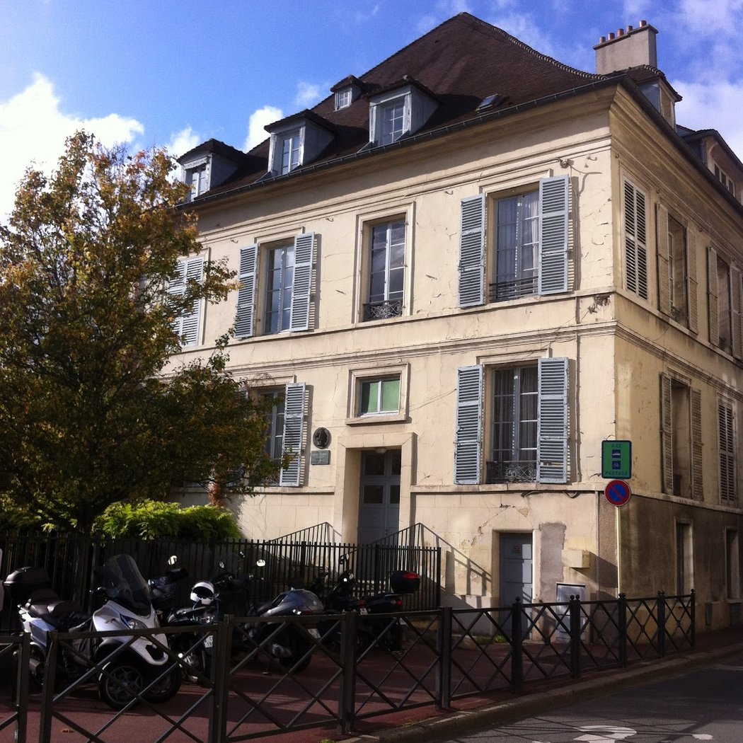 Conservatory Departmental Radiation Claude-Debussy 2