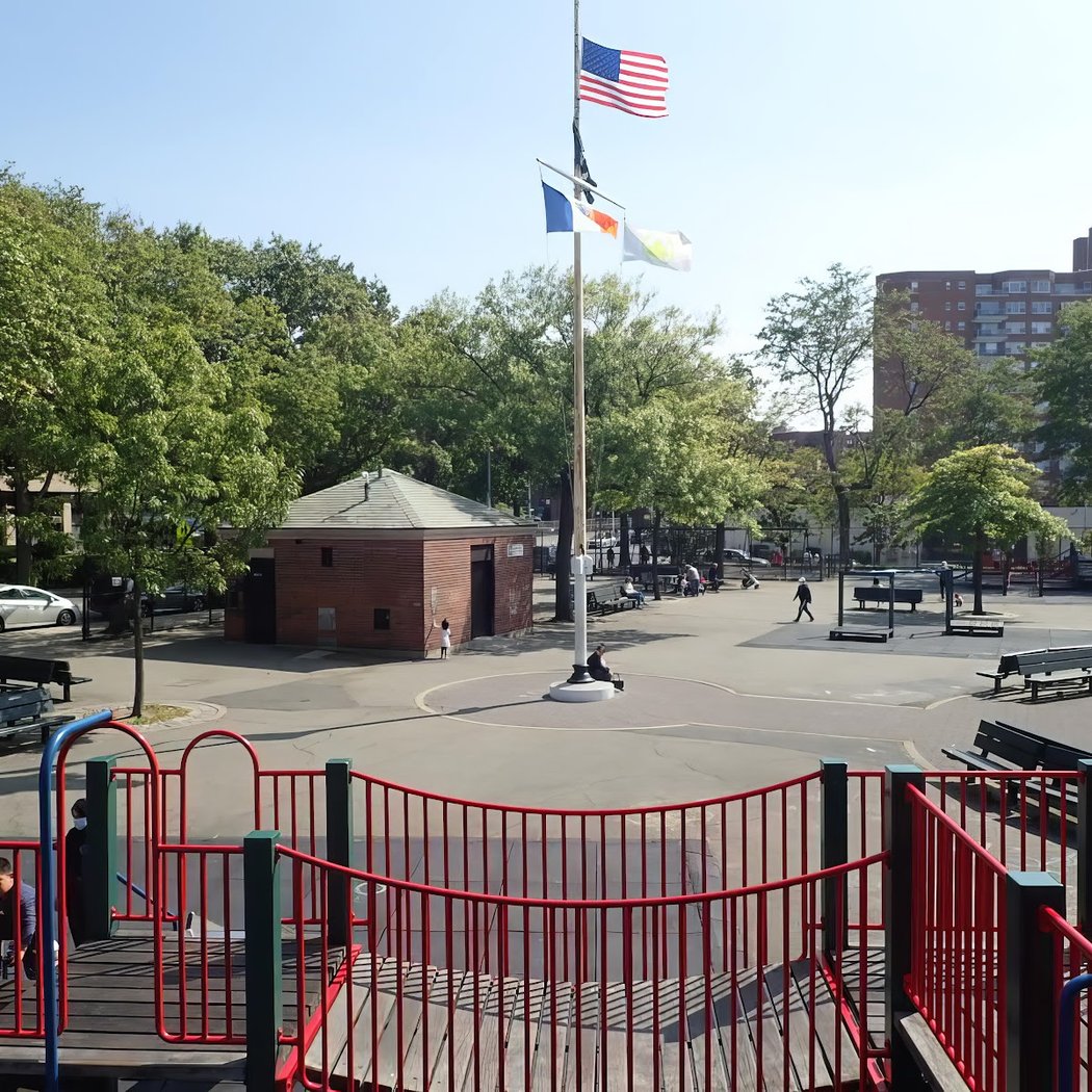 Hoover - Manton Playgrounds 2