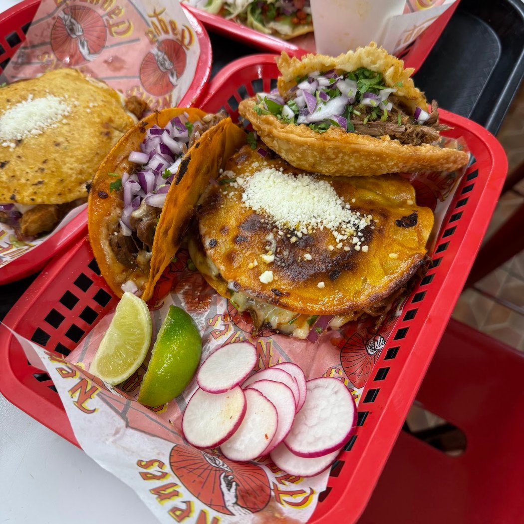 Nenes Deli Taqueria 3