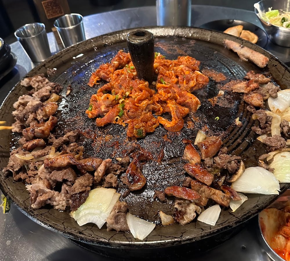Cast Iron Pot Queens 2