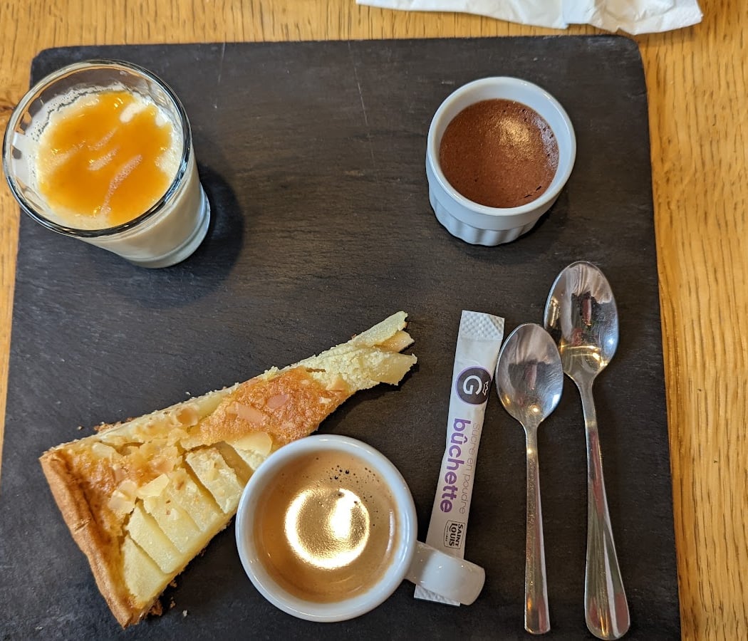 Tabac Le Carreau Bar, Brasserie, Wpuff, E-liquides, cbd, loto et jeux de grattages 1