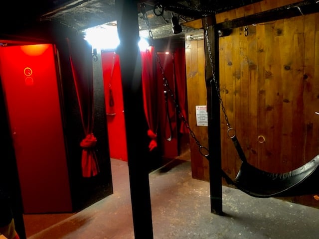 Le Mineshaft 1