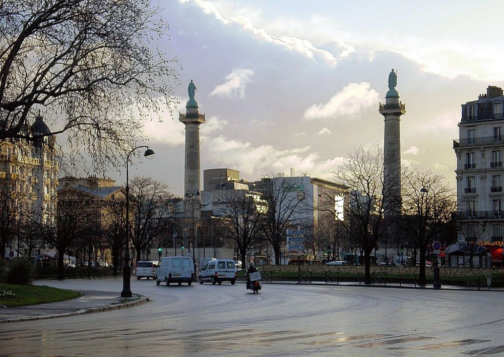 Unwind at Place de la Nation 2