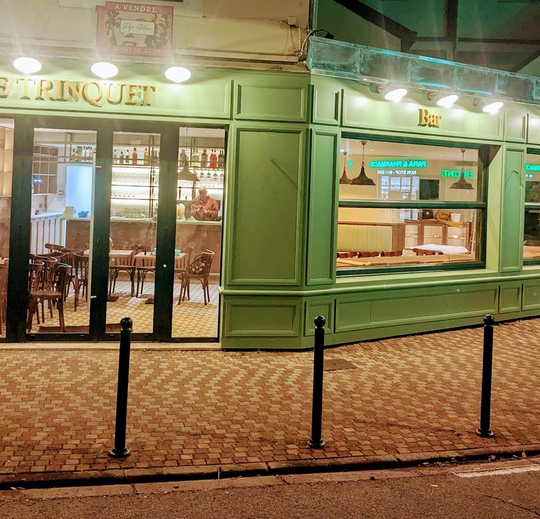 TRINQUET NEGRESSE THE BAR 2