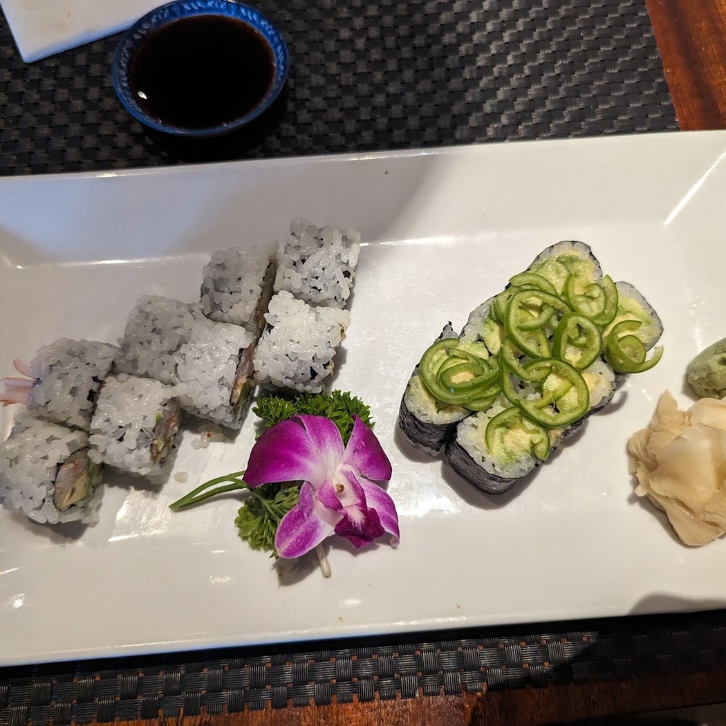 Kumo Sushi and Lounge New City 4