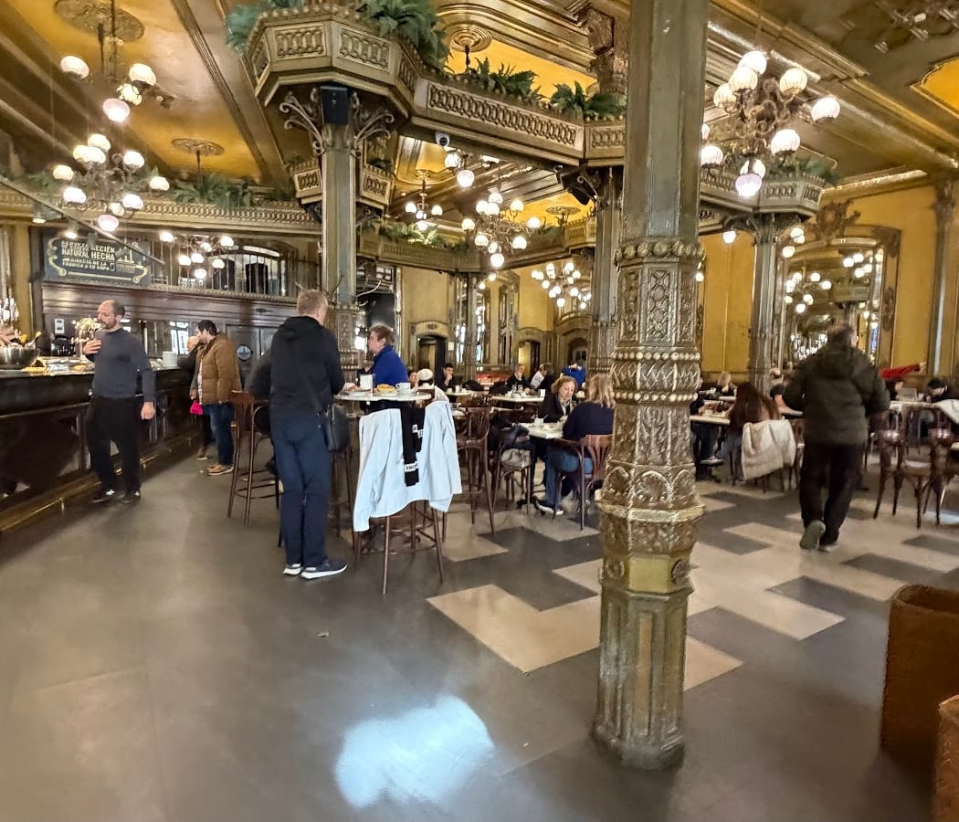 Café Iruña 2
