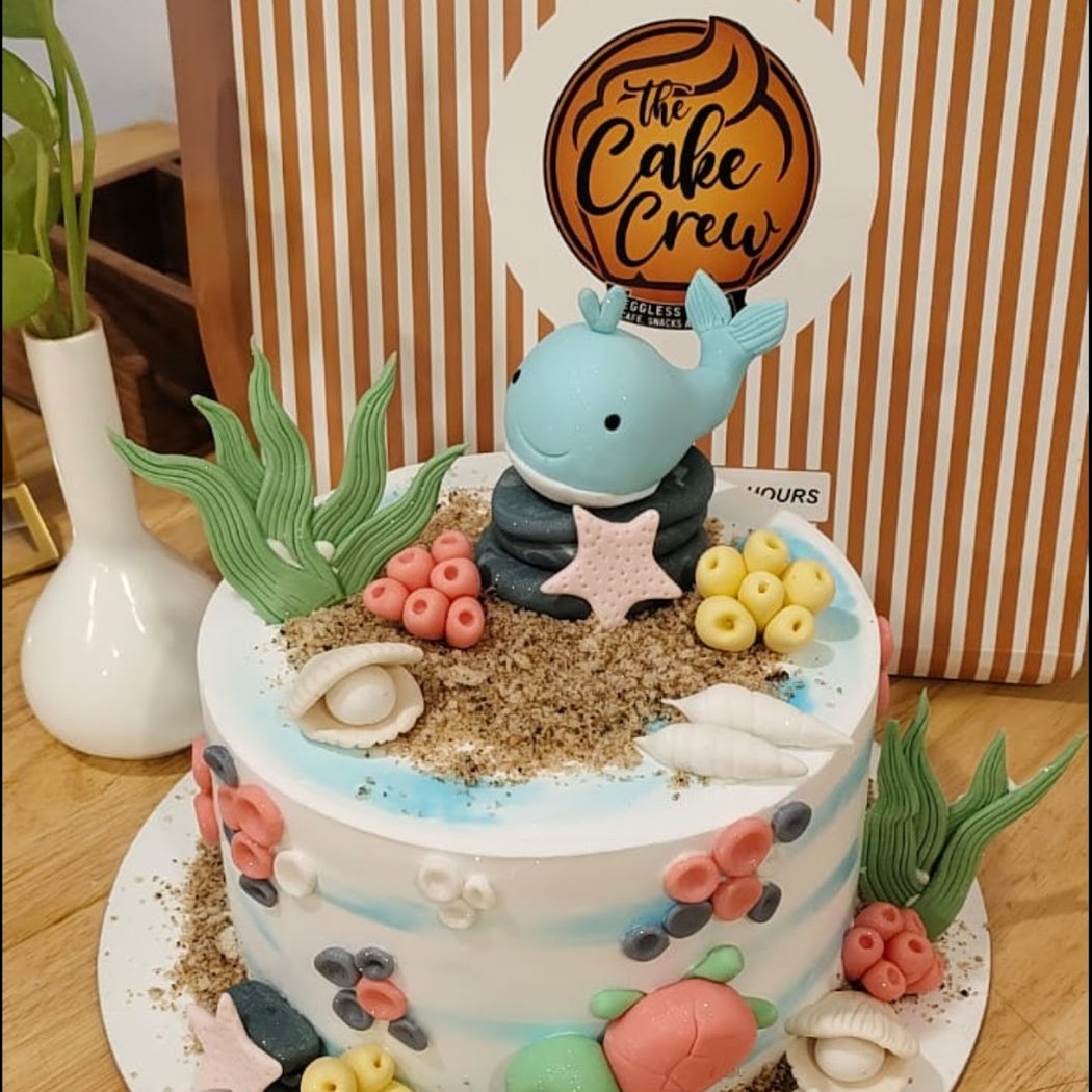 The cake crew cafe 3