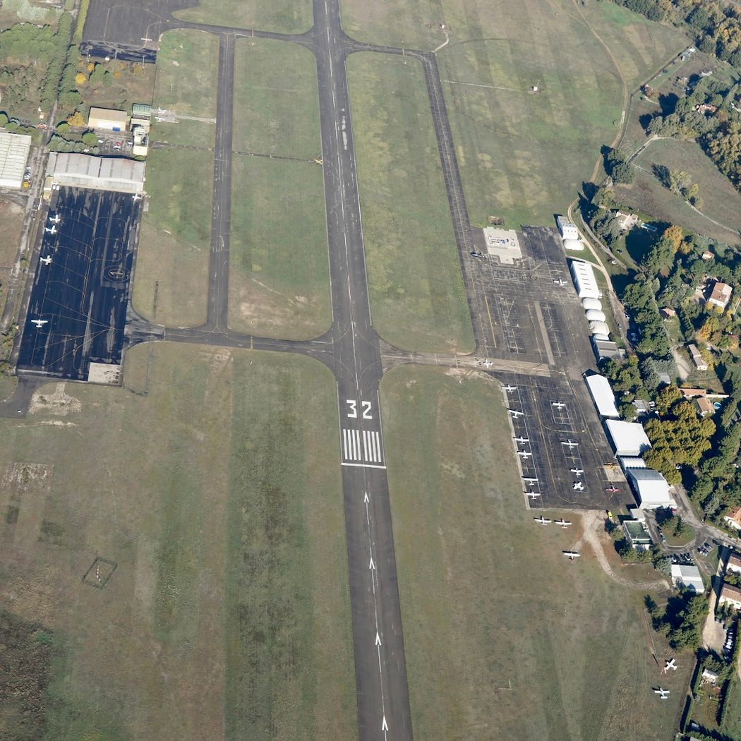 Aérodrome Aix - Les Milles - LFMA 1