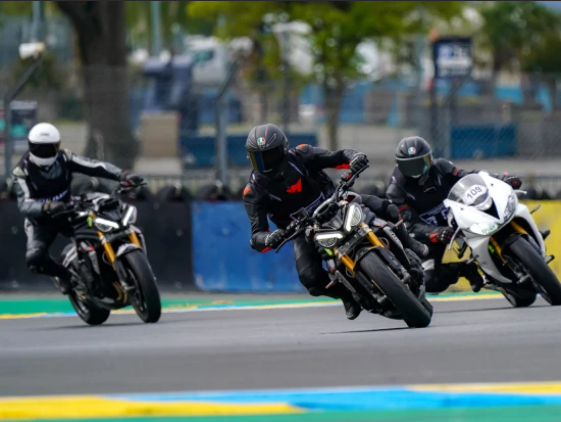Track Day sur le Circuit Bugatti 1