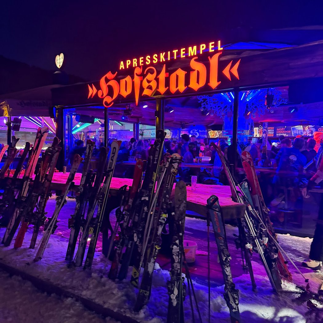 Hofstadl après ski temple 1