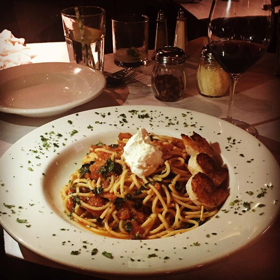 Mona Lisa Restaurant 4