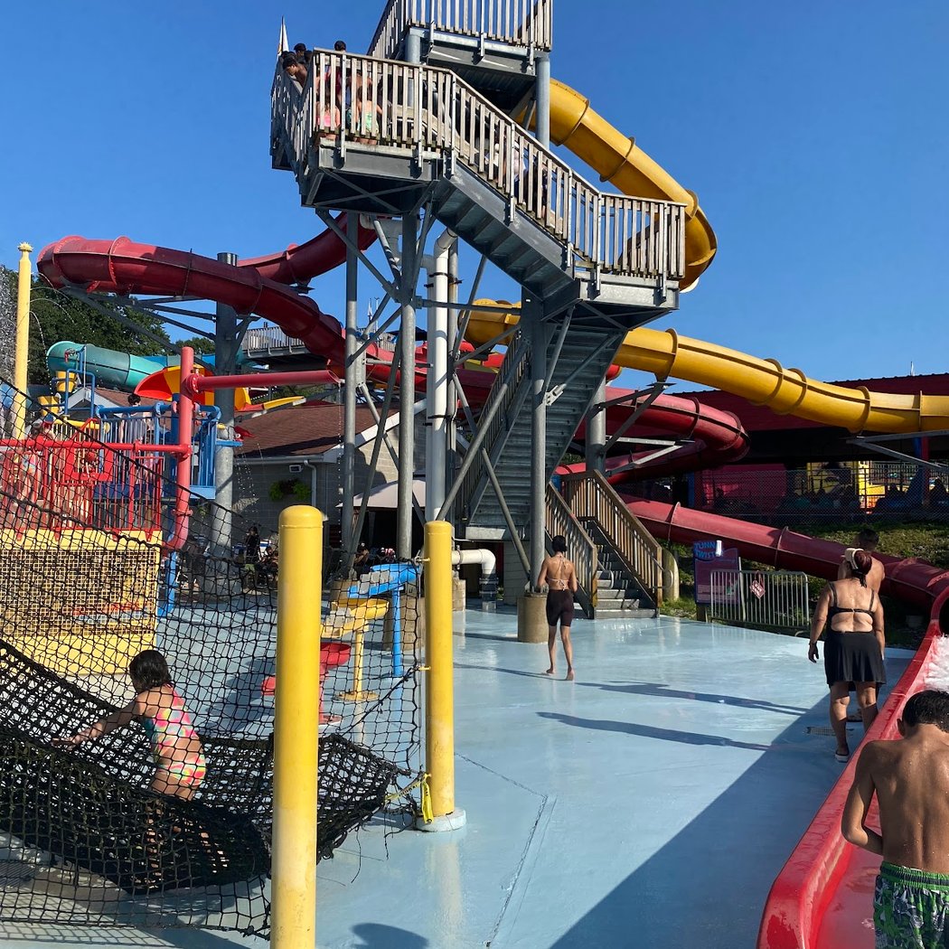 Quassy Amusement & Waterpark 3