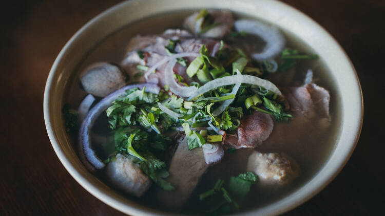 Pasteur Grill & Noodles 3