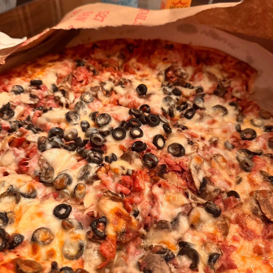 Kukar's House Of Pizza 1