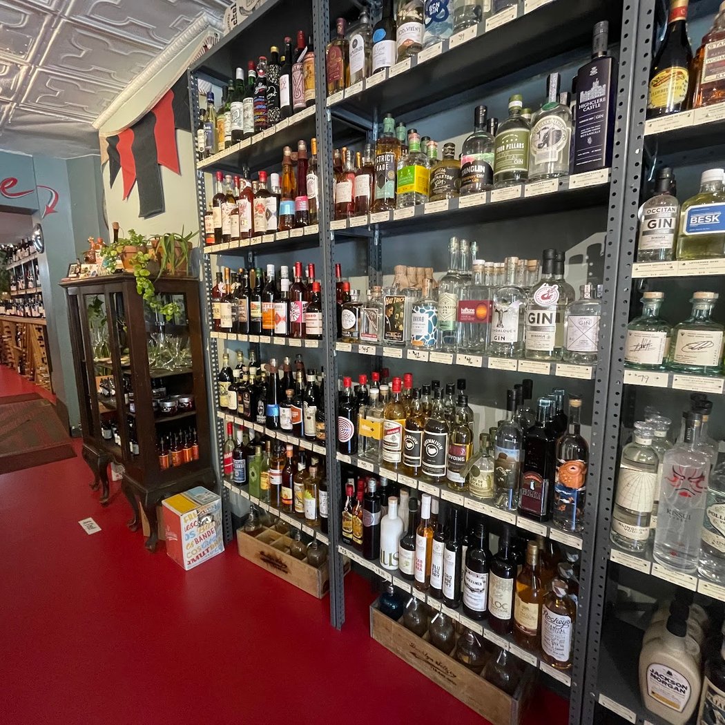 Duke's Liquor Box 3