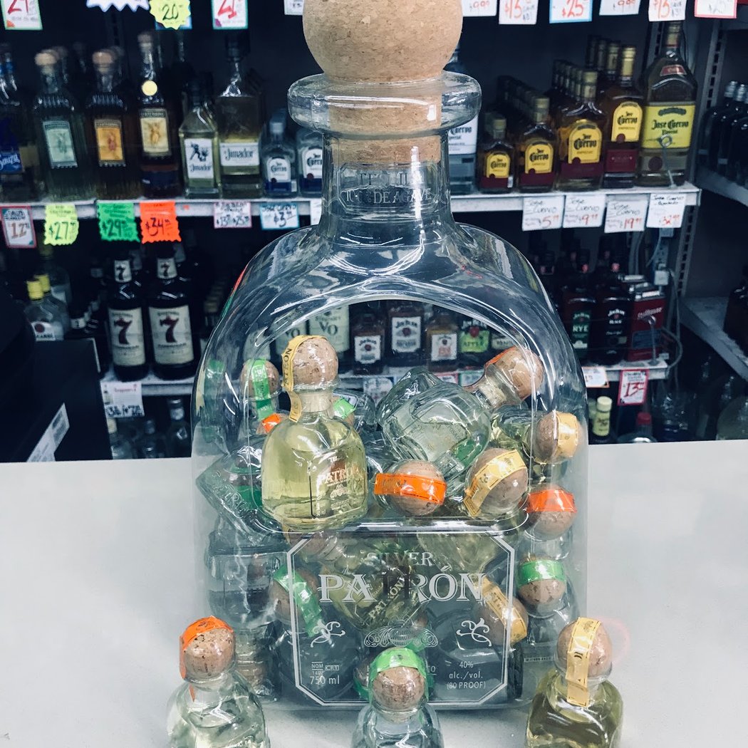 Jackson Liquor & Groceries 1