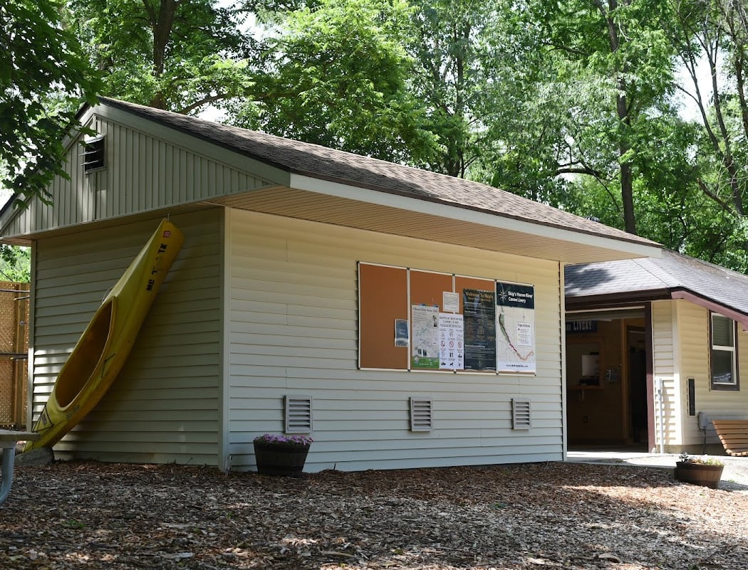 Skip's Huron River Canoe Livery 4