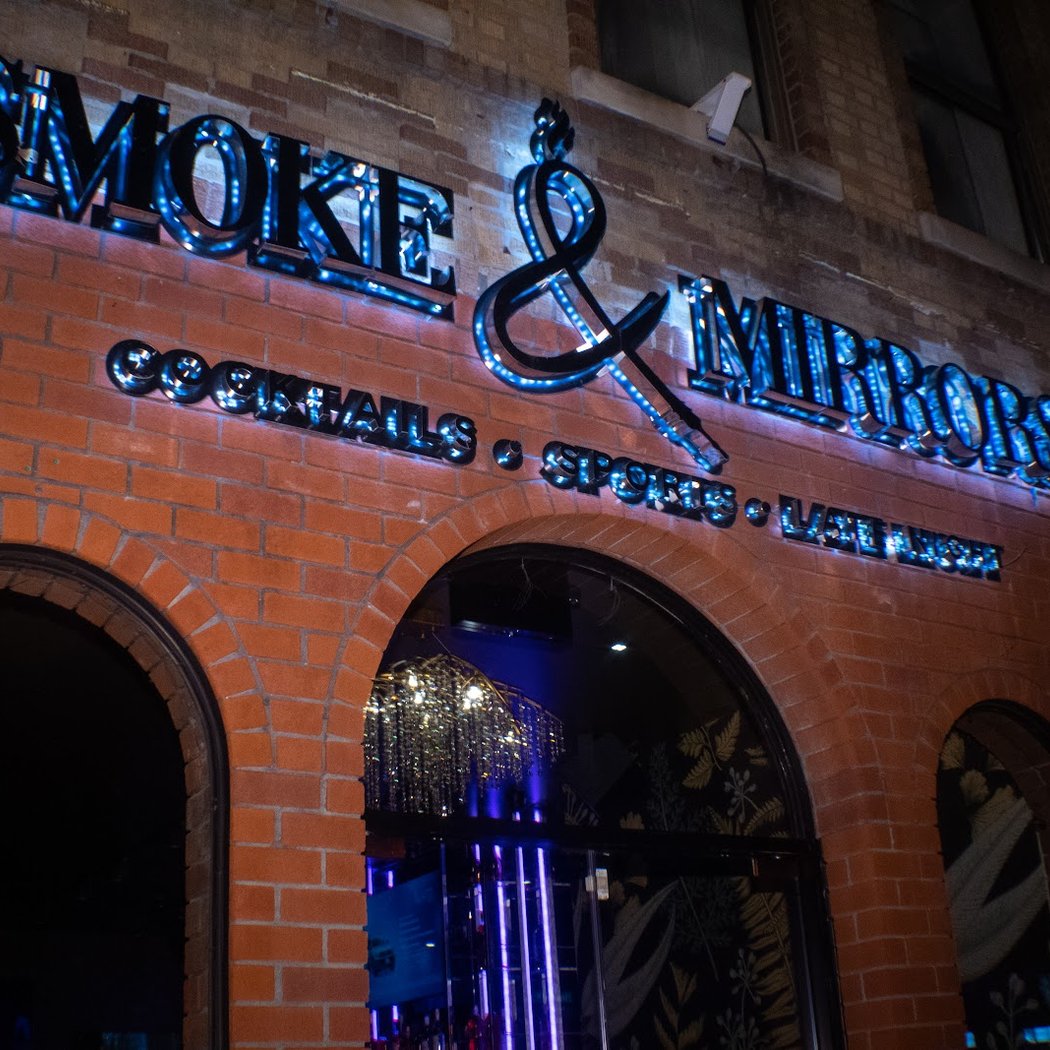 Smoke & Mirrors: Bar & Lounge in Astoria 2
