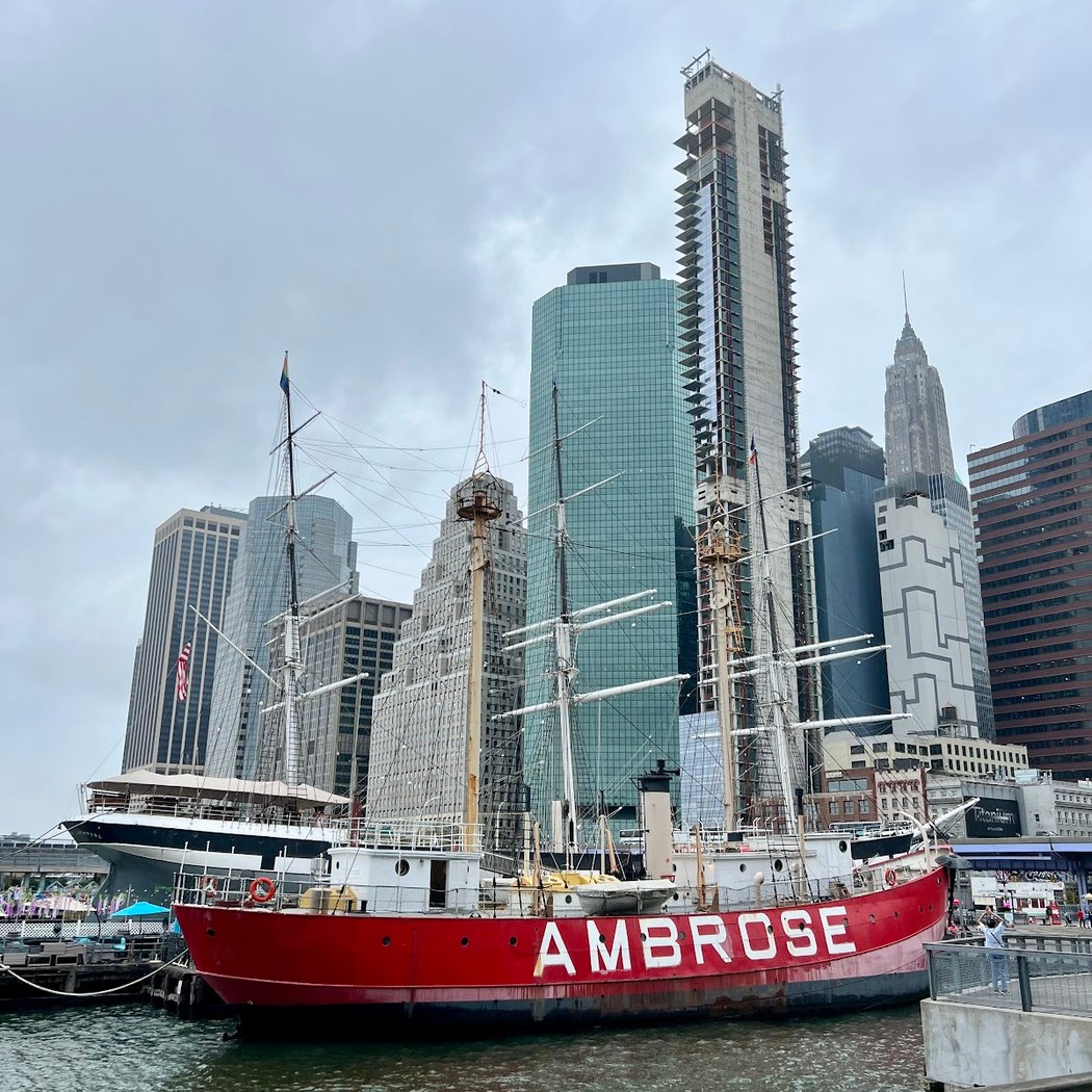 Ride on the 1930 Tugboat W.O. Decker 2