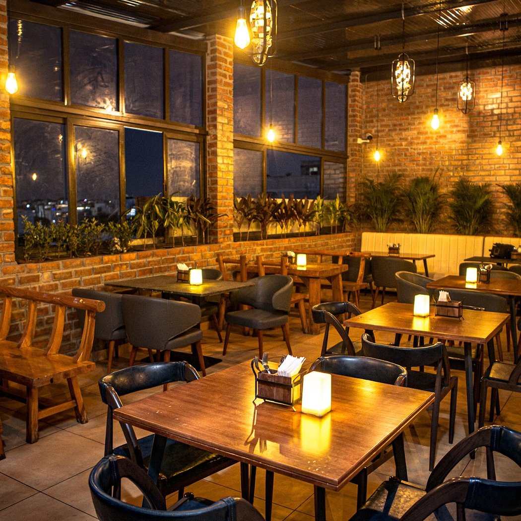 Parka Restobar 2