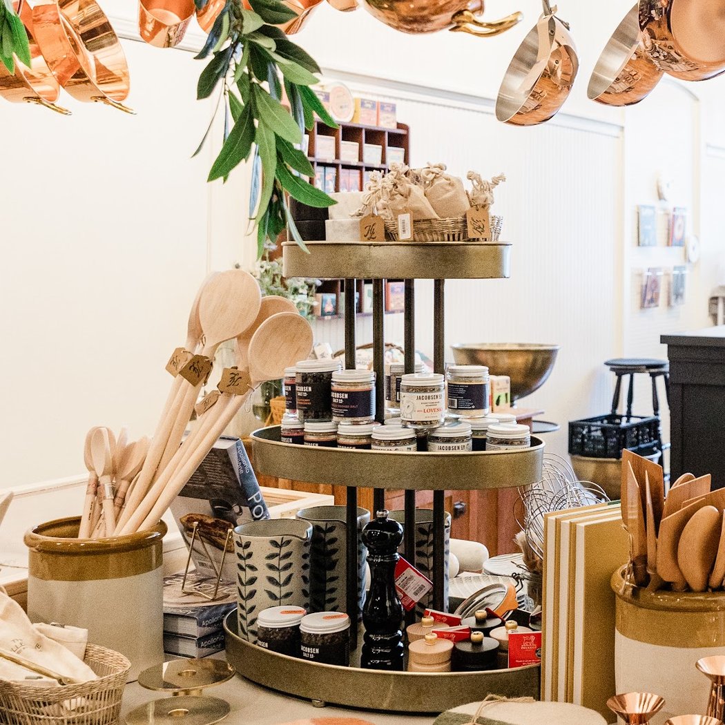 Highlow Larder 1